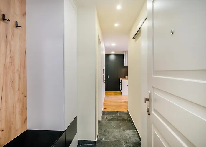Days - Premium Loft With Ac & View Of The Zizkov Tower From Spacious Terrace